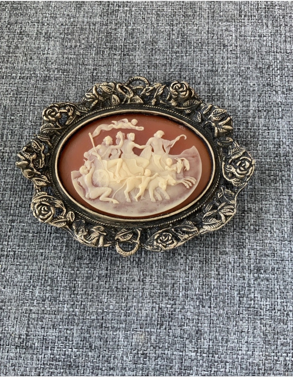 Vintage Rosetta Chariot Cameo Arabesque Wall Plaque Burwood Products Company